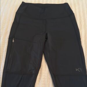 Kari Tara Black Performance Leggings